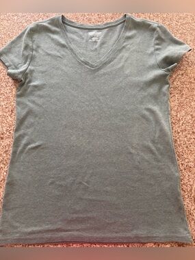 Kirkland Signature Woman’s Peruvian Cotton V neck Tee | Olive Green